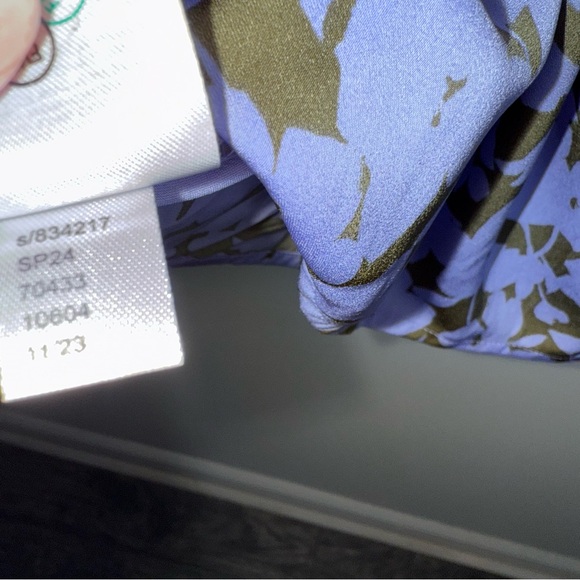 Ann Taylor Button Front Long Sleeve Blouse-Purple Gray Floral-Size Large-NWT - Picture 12 of 12